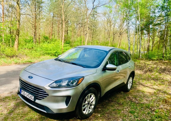 Ford Escape cena 71900 przebieg: 96140, rok produkcji 2020 z Susz małe 154